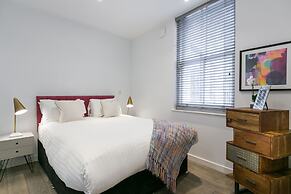 Urban Chic - Rathbone