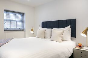 Urban Chic - Rathbone