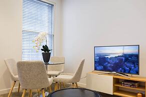 Urban Chic - Rathbone