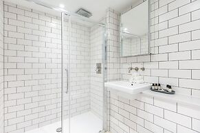 Urban Chic - Rathbone