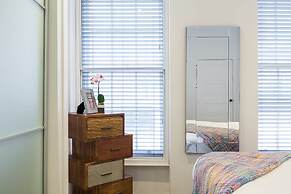 Urban Chic - Rathbone