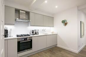 Urban Chic - Rathbone