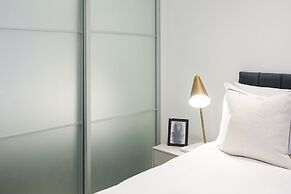 Urban Chic - Rathbone