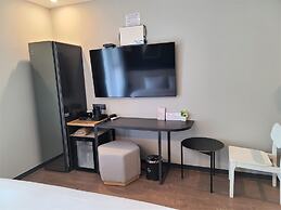 Hound Hotel Busan Station