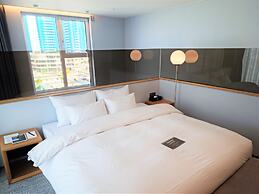 Hound Hotel Busan Station