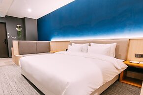 Hound Hotel Busan Station