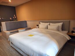 Hound Hotel Busan Station