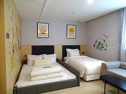 Hound Hotel Busan Station