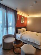 Hound Hotel Busan Station