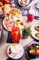 DO & CO Hotel München