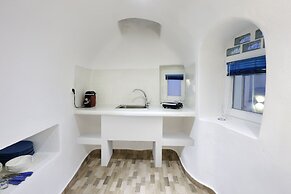 Church & Cave - Santorini Private Residences