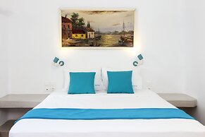 Church & Cave - Santorini Private Residences