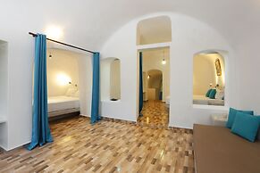 Church & Cave - Santorini Private Residences