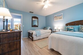 New Smyrna Beach Townhouse/flagler Ave/beach/walk Everywhere and Pet F