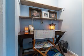 New Smyrna Beach Townhouse/flagler Ave/beach/walk Everywhere and Pet F