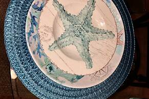 New Smyrna Beach Townhouse/flagler Ave/beach/walk Everywhere and Pet F