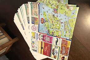 New Smyrna Beach Townhouse/flagler Ave/beach/walk Everywhere and Pet F