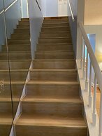 New Smyrna Beach Townhouse/flagler Ave/beach/walk Everywhere and Pet F