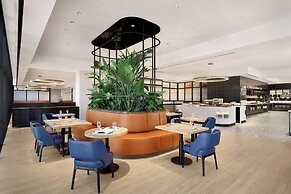 GRAVITY JOSUN Seoul Pangyo, Autograph Collection