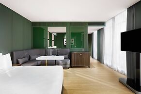 GRAVITY JOSUN Seoul Pangyo, Autograph Collection