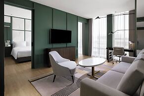 GRAVITY JOSUN Seoul Pangyo, Autograph Collection