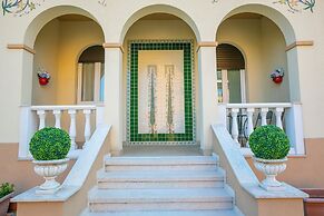 Villa Mimosa Apartments