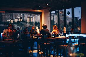 Alcazaba Premium Hotel