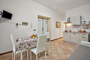 Berny 100m From Lake & Private Parking