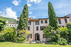 Berny 100m From Lake & Private Parking