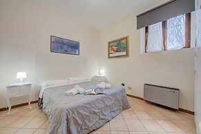 Berny 100m From Lake & Private Parking