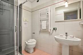 Berny 100m From Lake & Private Parking