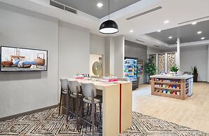 Candlewood Suites Asheville Downtown by IHG