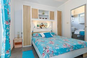 Pool Villa Maro In Nature