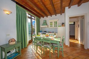 Liano Ginestra -Terrace & parking