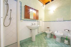 Liano Ginestra -Terrace & parking