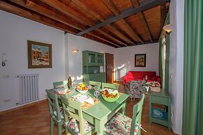 Liano Ginestra -Terrace & parking