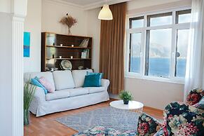 Nazende_beautiful Sea View Flat in Lovely Old Town