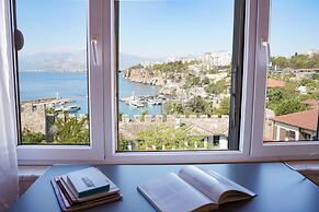 Nazende_beautiful Sea View Flat in Lovely Old Town