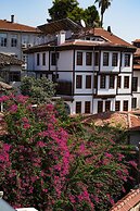 Nazende_beautiful Sea View Flat in Lovely Old Town