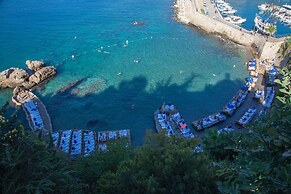 Nazende_beautiful Sea View Flat in Lovely Old Town