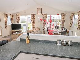 Superb Detached Lodge Located on Skipsea Sands