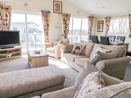 Superb Detached Lodge Located on Skipsea Sands