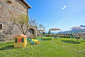 Liano Iris - Terrace & parking place