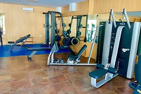 Marbella Resort 1 Pool Whirlpool Sauna