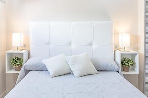 Marbella Resort 1 Pool Whirlpool Sauna