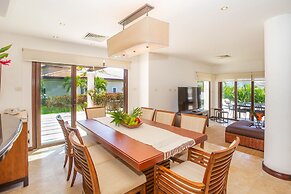 1111 Pearl Court at Pristine Bay