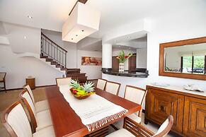 1111 Pearl Court at Pristine Bay