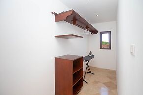 1111 Pearl Court at Pristine Bay