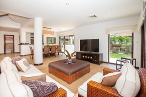 1111 Pearl Court at Pristine Bay