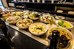 TIME Onyx Hotel Apartment